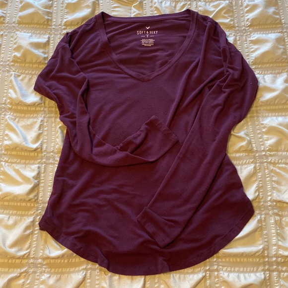 American Eagle Outfitters AEO Soft & Sexy L/S Tee - Picture 1 of 3